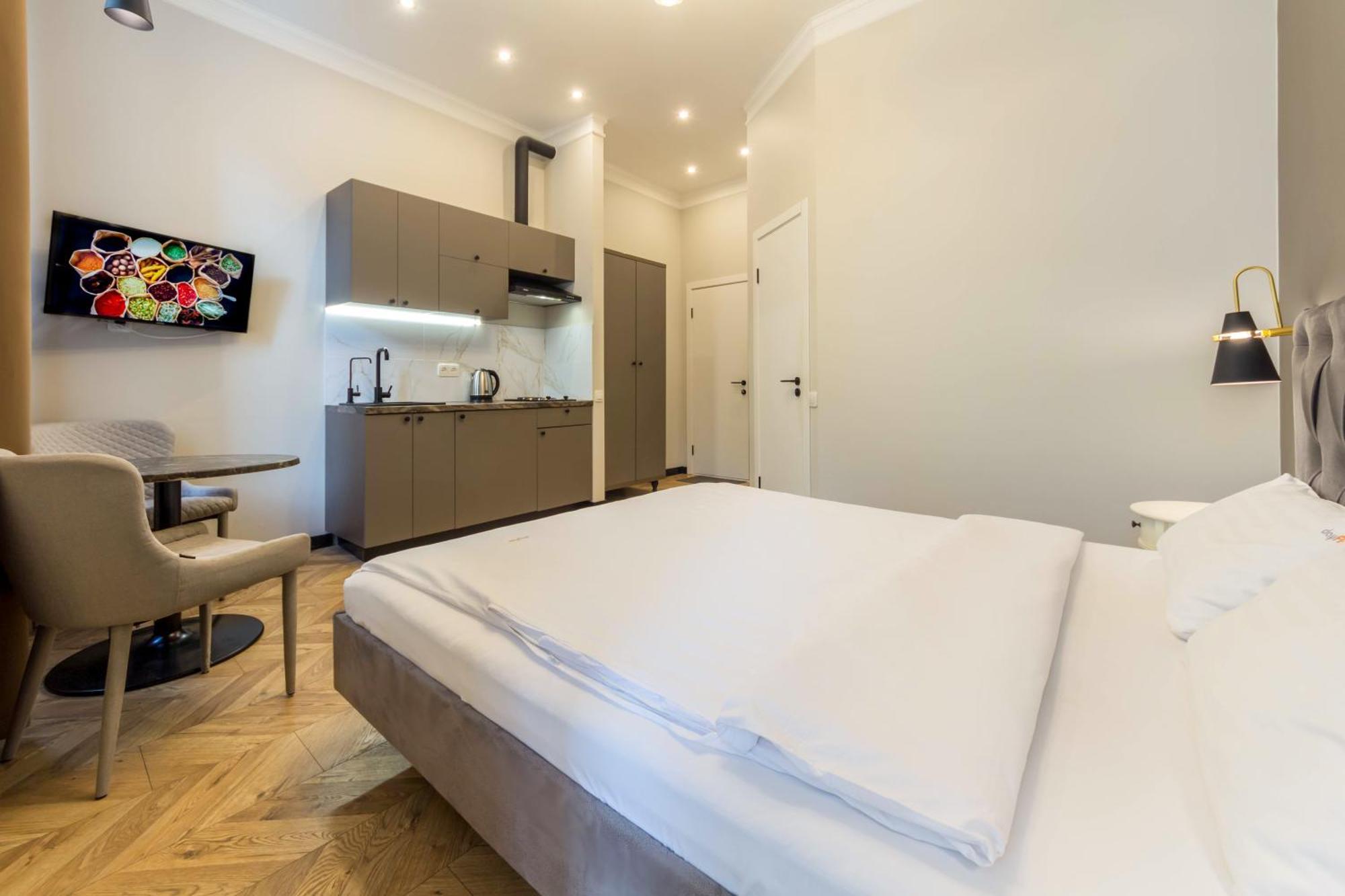 קייב Apartments On Antonovycha מראה חיצוני תמונה
